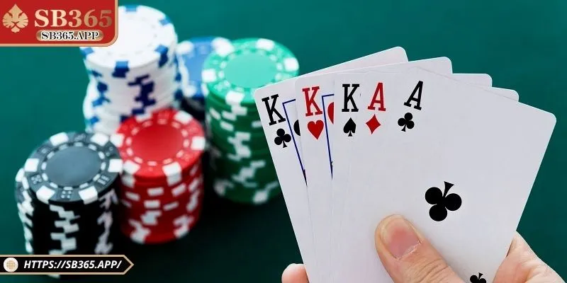 Cách chơi game bài Catte giữ các lá qua tất cả các vòng